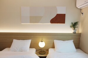 Chambre Deluxe avec lits jumeaux, non-fumeurs | Wi-Fi gratuit