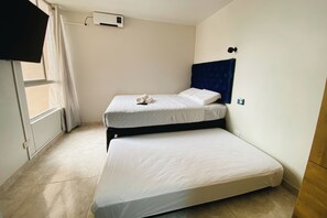3 chambres, bureau, fer et planche à repasser, Wi-Fi gratuit