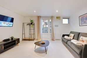 Apartment | Living room