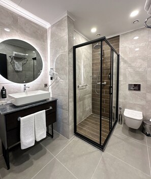 Chambre Standard, 1 lit double | Salle de bain