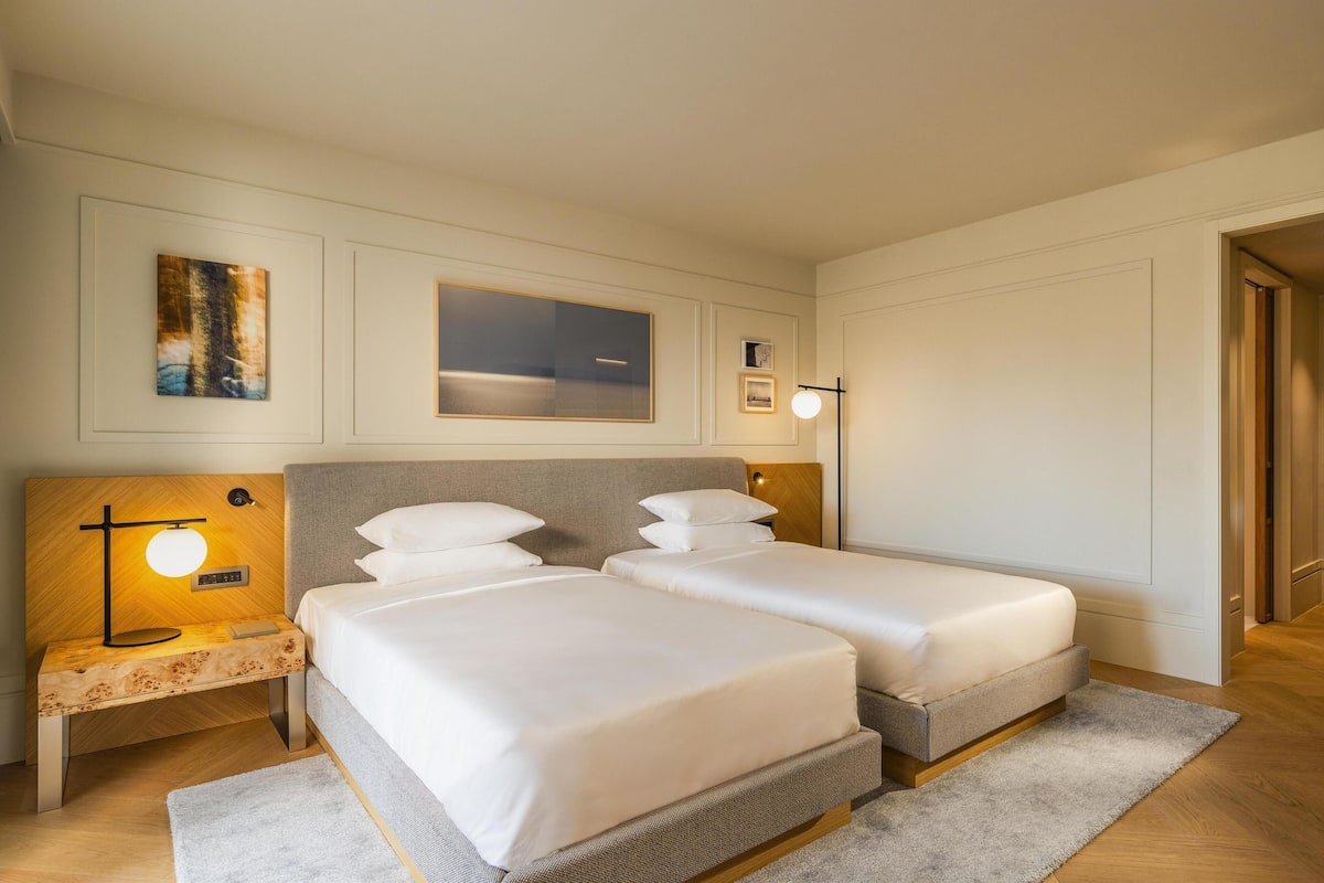 1 bedroom, minibar, in-room safe, desk