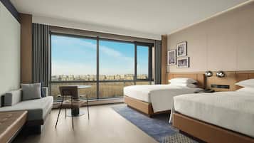 1 bedroom, in-room safe, laptop workspace, blackout curtains