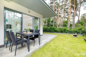 Apartment | Balcony - Holiday Apartment Close to a Sandy Beach (Rewal)