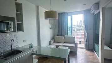 Comfort Condo | Private kitchen