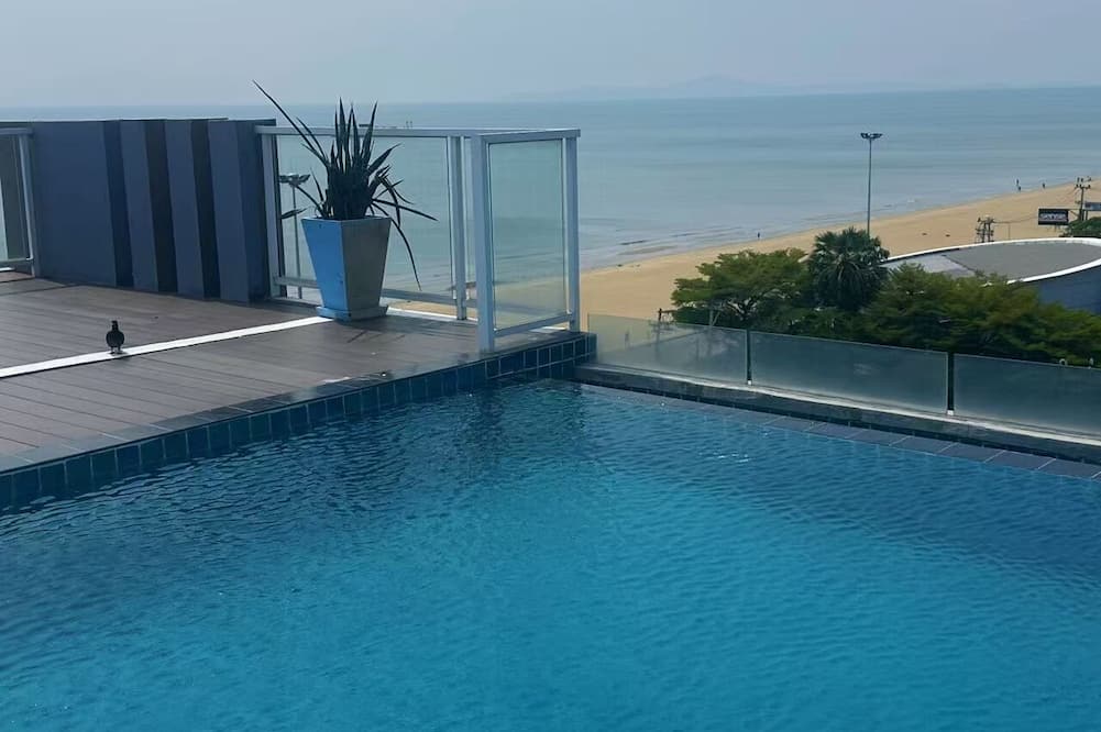 NEO SEA VIEW CONDO
