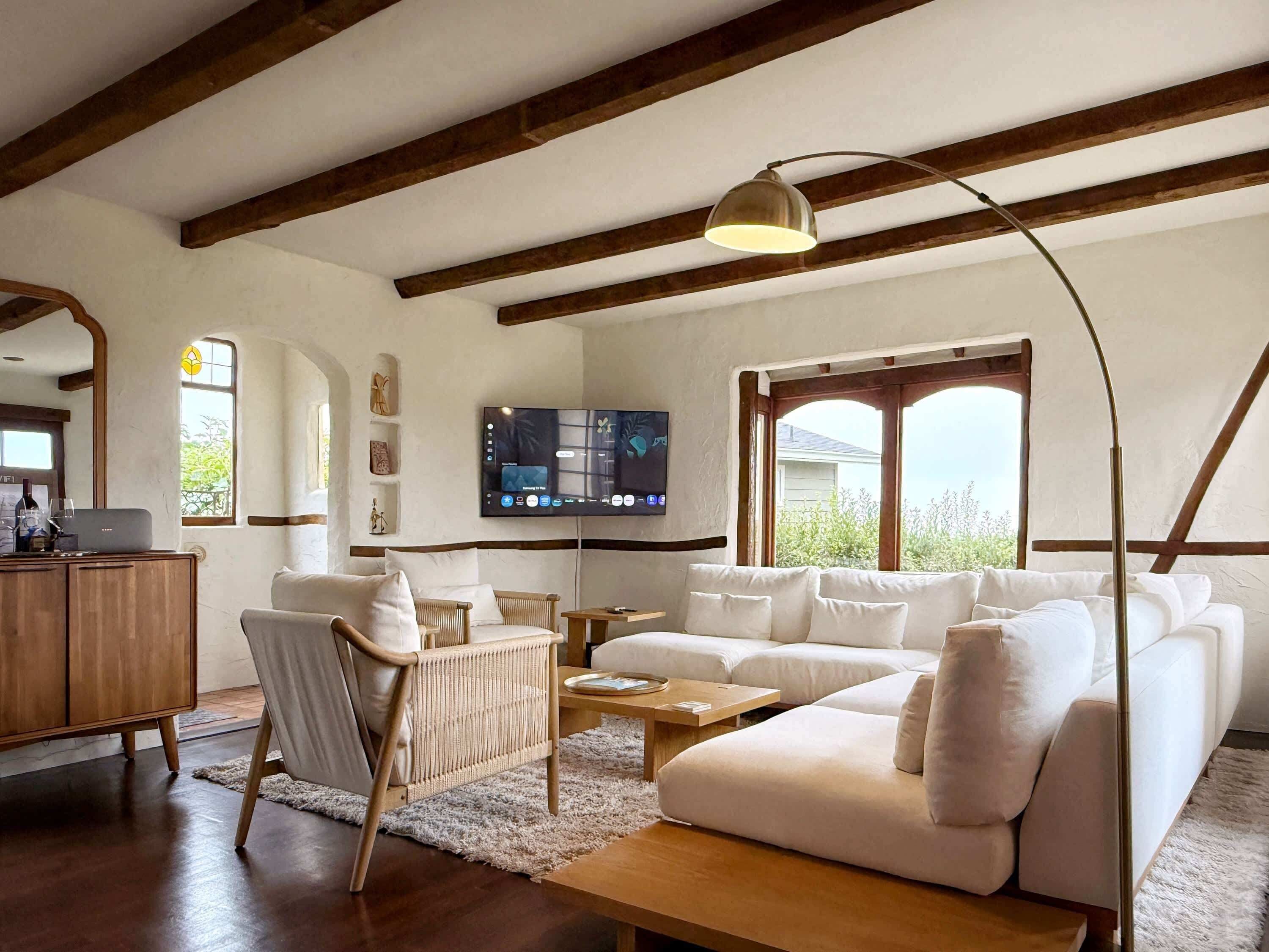 TV, fireplace, offices