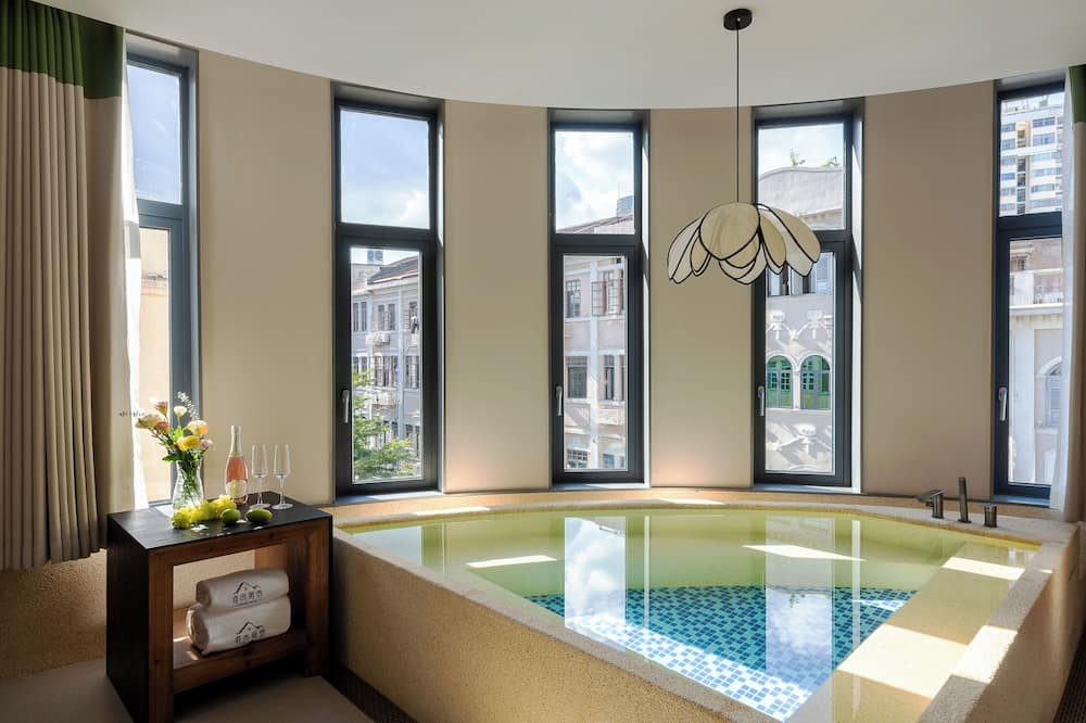 VISHAN Fashion Designer Trendy Residence