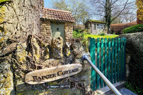 18th Century Cottage in Heart of Dorset