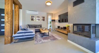 Villa Miryam with indoor pool and sauna