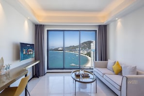Standard Twin Room, Sea View | Living area | 42-inch flat-screen TV with cable channels