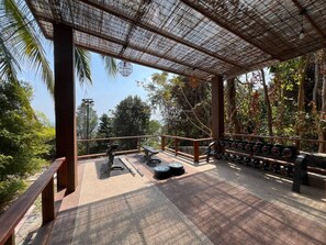 Exterior - Mad Monkey Koh Sdach (Kiri Sakor)