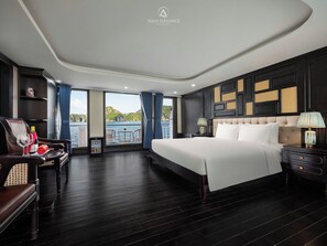 1 bedroom, free WiFi - Luxury of the sea Cruise LanHa bay 5Star (Ha Long)
