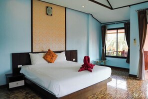 Deluxe Villa | In-room safe, desk, laptop workspace, free WiFi - Chomview Lanta Water Park Resort (Ko Lanta)