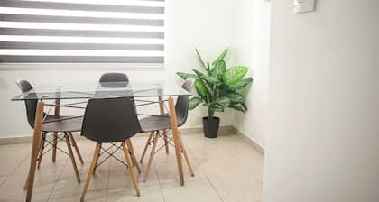 Cozy Apartment Poliforum AC