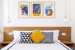 1 bedroom, desk, iron/ironing board, free WiFi - Modern room in Sorrento with views (Sorrento)