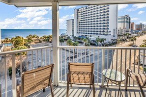 시그니처 콘도, 침실 1개, 발코니, 시내 전망 | 발코니