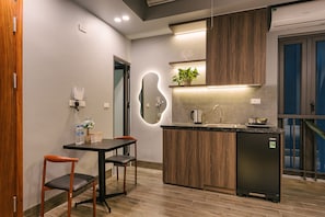 Appartement Standard | Cuisine privée | Mini réfrigérateur, plaque de cuisson, bouilloire électrique