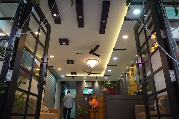 Reception - Hotel Sai Palace (Ranchi)