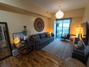 Smart TV, ping pong, computer monitors