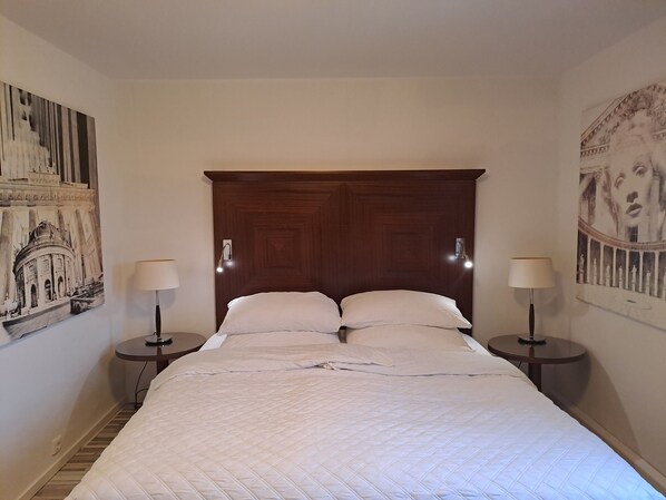 2 dormitorios, tabla de planchar con plancha, wifi gratis y ropa de cama