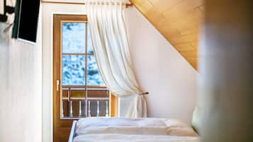 2 bedrooms, free WiFi, bed sheets