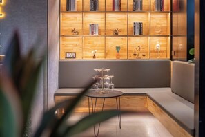 Lobby sitting area - Iforest Youth Hotel - Nanjing Road Pedestrian Street Huanghe Road Store (Shanghai)