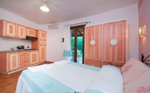 Apartment | Living room - Three-room Apartment With Pool (Villasimius)