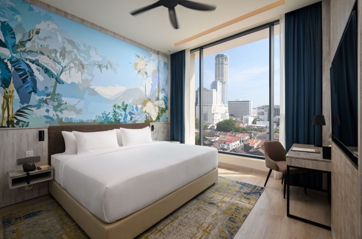 Herriot Suite | Premium bedding, in-room safe, desk, laptop workspace