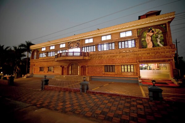 Front of property - Benzy Palace Resort (Bhatkal)