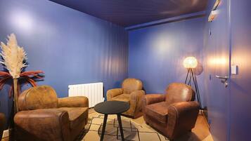 Apartment | Living room