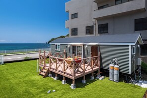 1 habitación, decoración personalizada y muebles diferentes 