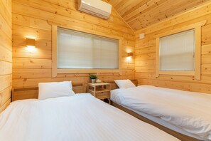 Eenvoudige cottage, uitzicht op zee | Extra bedden