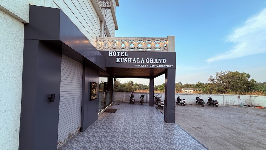 Hotel Kushala Grand, Dombivali