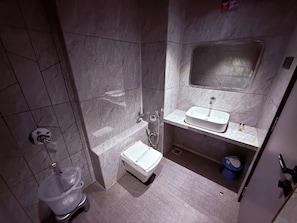 Serene Infinity View Room | Bathroom | Shower, free toiletries, towels - Hotel Kushala Grand, Dombivali (Ambernath)