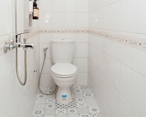 Bathroom - Sierra By Semusim Villa (Cipanas)