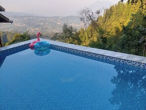 Alberca al aire libre 