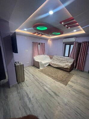 Family Duplex, Balcony, City View | Living area - duplexhotel (Hyderabad)
