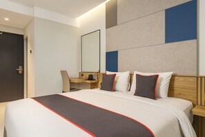 Deluxe Double Room | Desk, free WiFi - IXO Hotel Semarang (Semarang)