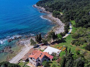 Studio (Sea Studio) | Aerial view - Beachfront Escape in Rovinj (Rovinj)