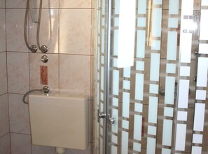 Bathroom - Comfortable Crikvenica Studio Apartments With Balcony (Crikvenica)