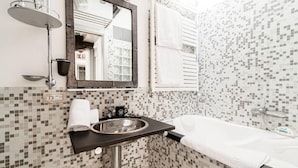 Apartment | Bathroom - La Mansardina di Giuly (Como)