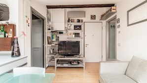 Apartment | Living area - La Mansardina di Giuly (Como)
