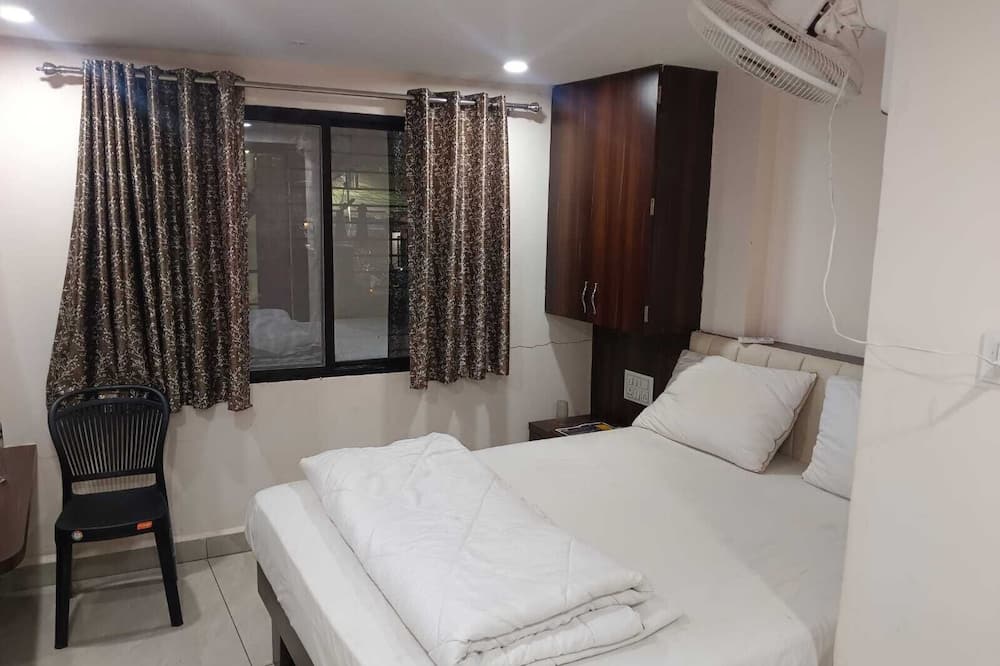 Hotel Om Omkar