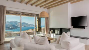 Villa | Living room