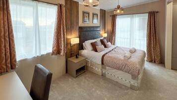 2 bedrooms