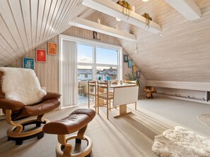 TV - "Annvy" - 1km from the sea by Interhome (Nexø)