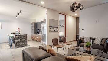 Rumah, 5 kamar tidur, Boleh Merokok, balkon | Ruang keluarga | Buku