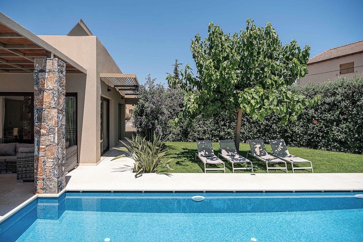 Villa luxueuse, 3 chambres, piscine privée, vue sur la mer | Coffre-fort, bureau, fer et planche à repasser, lit de bébé (gratuit)