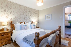 2 chambres, fer et planche Ă repasser, Wi-Fi, draps fournis