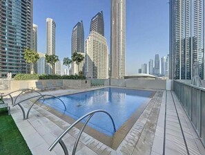 Indoor pool - Forte Luxe - Stylish 2BR Downtown Escape (Dubai)